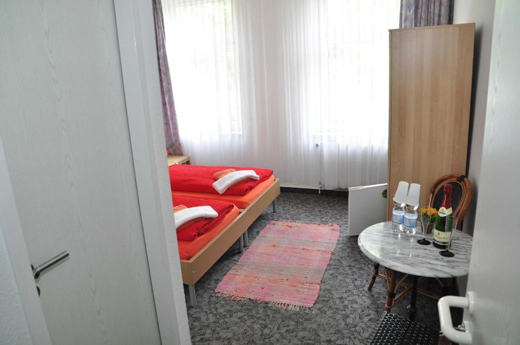 Pension Leipzig Georgplatz Quarto foto